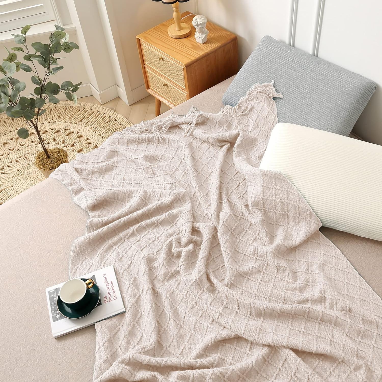 White Blanket Throw, Knit Throw Blanket, Boho Throw Blanket for Couch,Bed, Farmhouse Throw Blanket, Lightweight Woven Throw Blanket, Decorative Throw Blanket (50"X60")